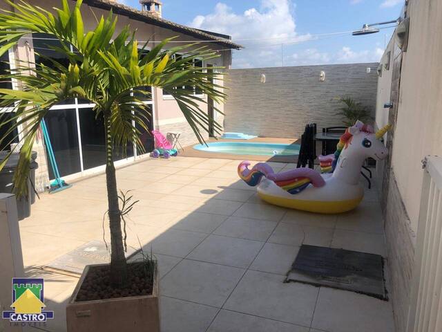 Casa para Venda em Macaé - 4