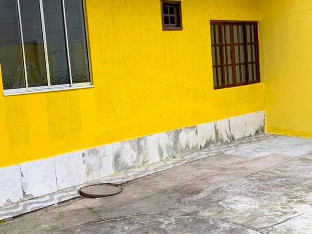 #503 - Casa para Venda em Rio das Ostras - RJ - 2