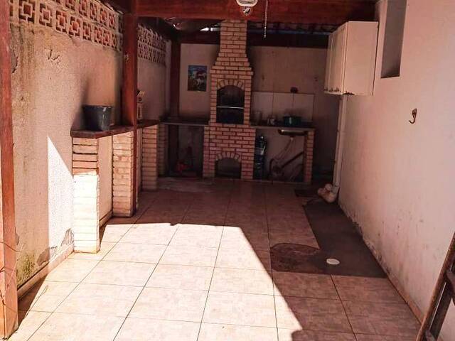 Casa para Venda em Rio das Ostras - 3