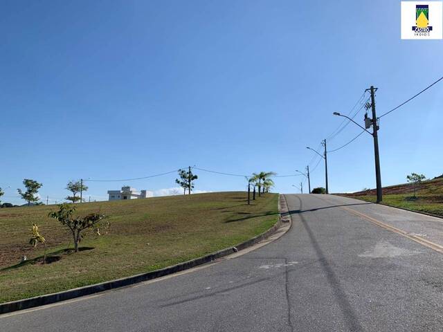 Área para Venda em Rio das Ostras - 3