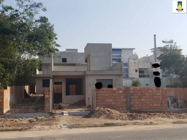 #597 - Casa para Venda em Rio das Ostras - RJ