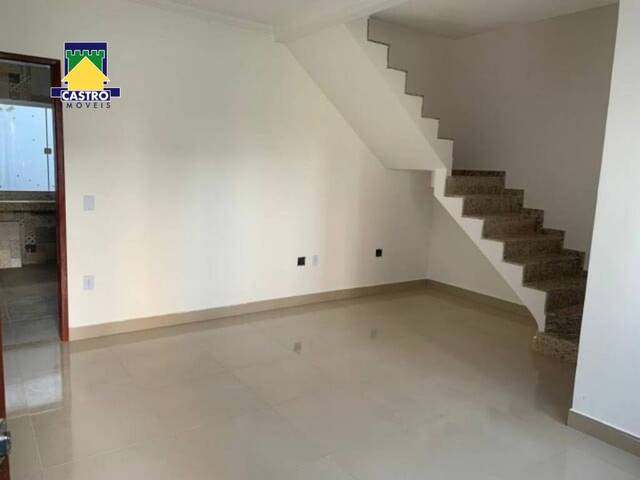 #691 - Casa para Venda em Rio das Ostras - RJ