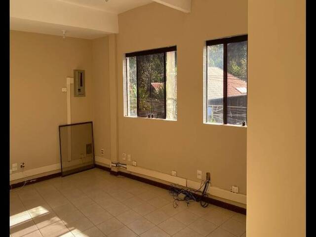 #799 - Sala para Venda em Rio das Ostras - RJ