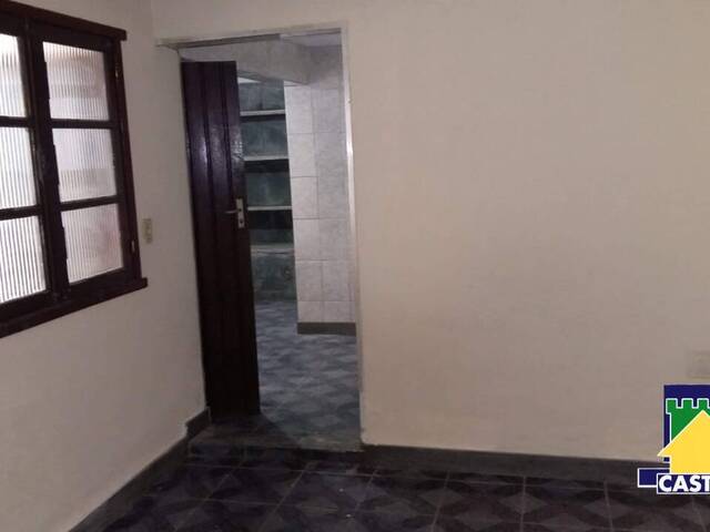 Casa para Locação em Rio das Ostras - 4