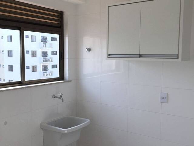 Apartamento para Locação em Macaé - 4