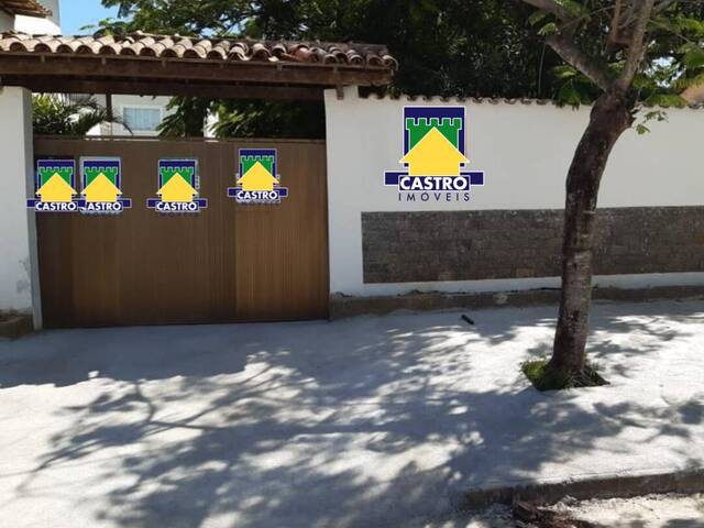 #921 - Casa para Venda em Rio das Ostras - RJ
