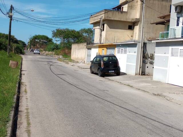 #960 - Casa para Venda em Rio das Ostras - RJ