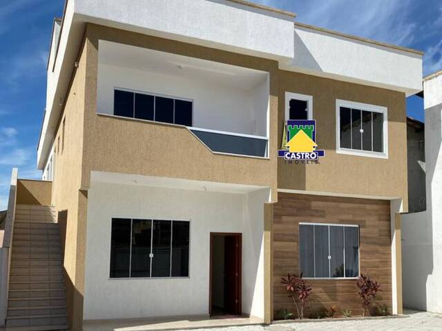 #974 - Apartamento para Venda em Rio das Ostras - RJ