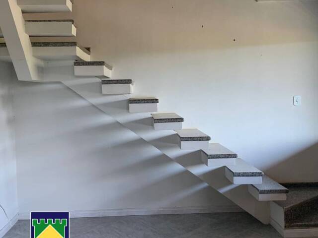 Casa para Venda em Rio das Ostras - 5