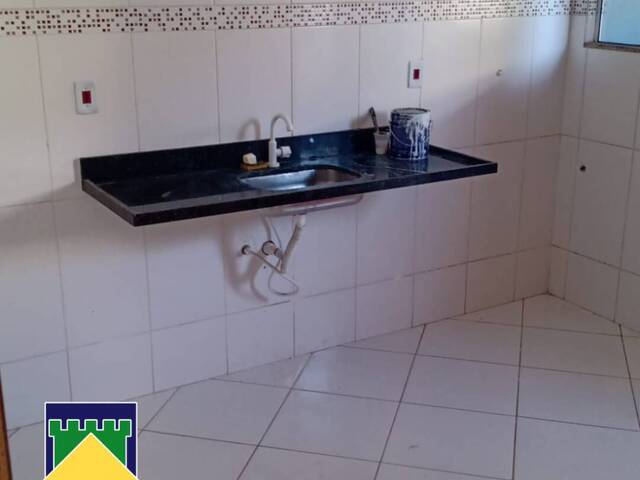 #1000 - Casa para Venda em Rio das Ostras - RJ