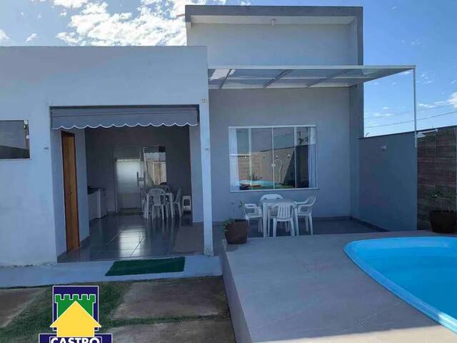 #1004 - Casa para Venda em Rio das Ostras - RJ