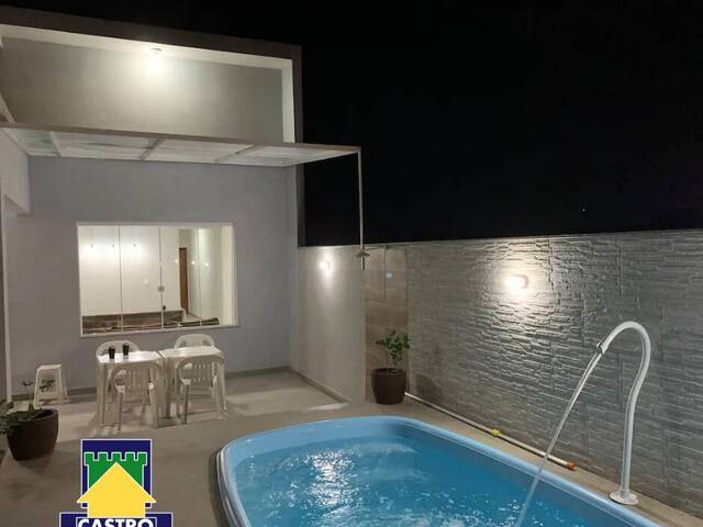 #1004 - Casa para Venda em Rio das Ostras - RJ