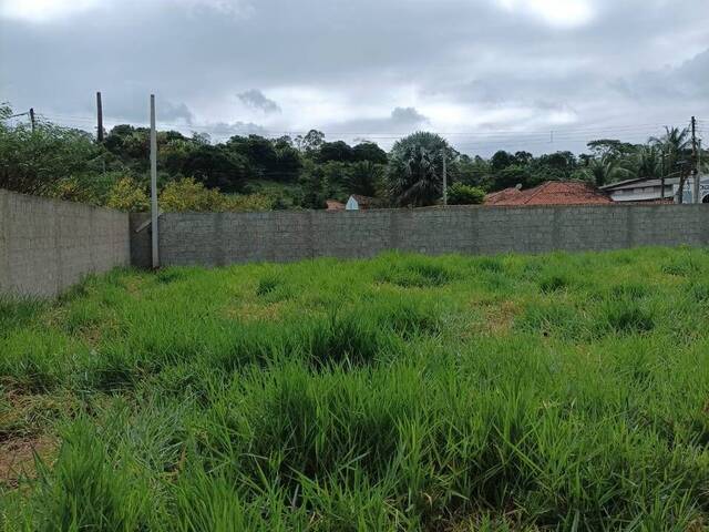 Terreno para Venda em Rio das Ostras - 3