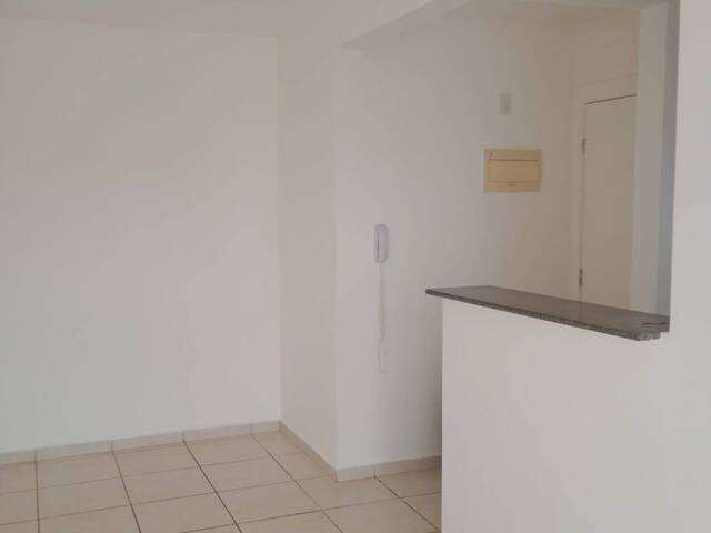 #1033 - Apartamento para Venda em Macaé - RJ