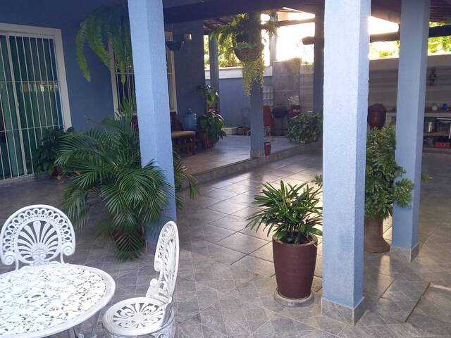 #1037 - Casa para Venda em Rio das Ostras - RJ