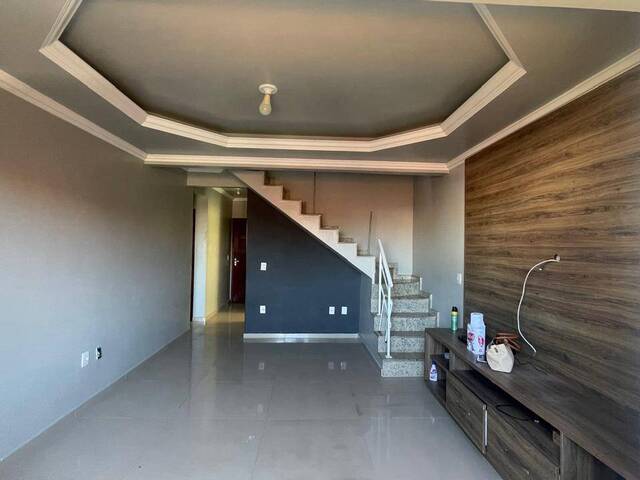 #1063 - Cobertura para Venda em Rio das Ostras - RJ