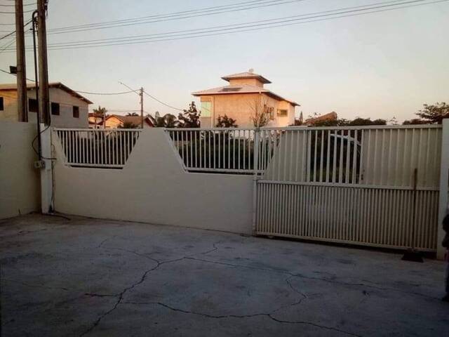 #1072 - Casa para Locação em Rio das Ostras - RJ