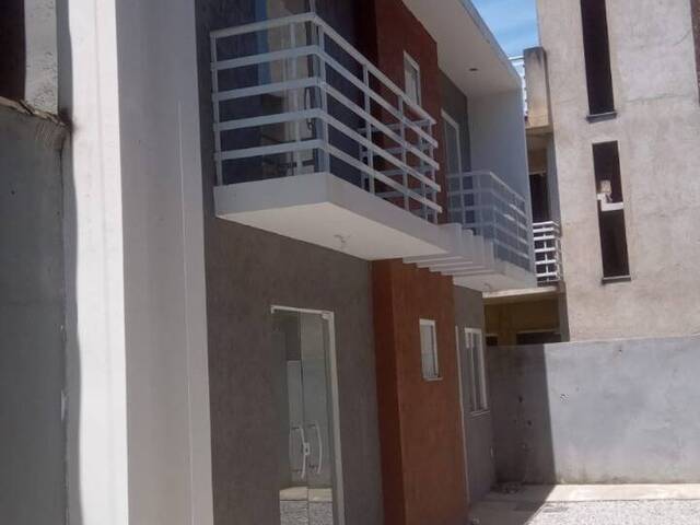 #1079 - Casa para Venda em Rio de Janeiro - RJ