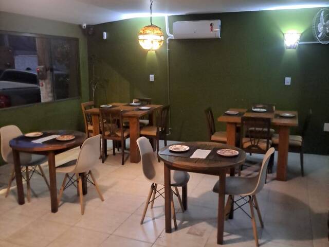 Sala para Venda em Macaé - 4