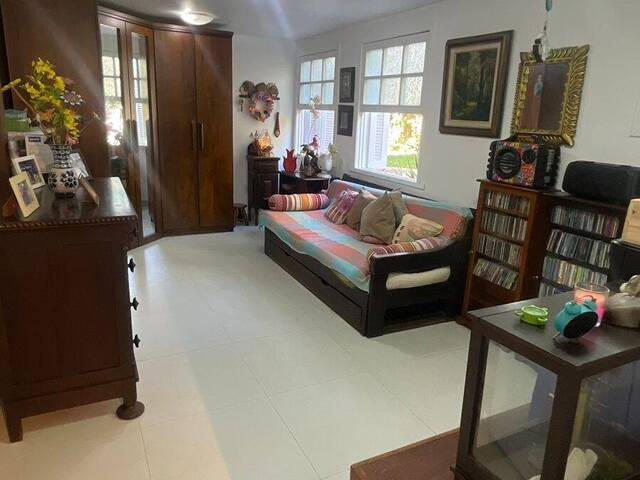 #1097 - Casa para Venda em Rio de Janeiro - RJ