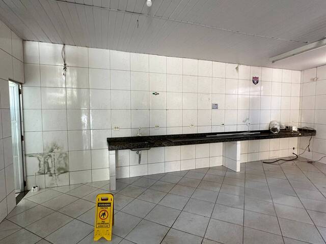 Sala para Venda em Rio das Ostras - 5