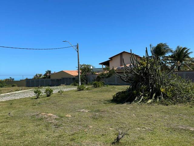 Área para Venda em Rio das Ostras - 2