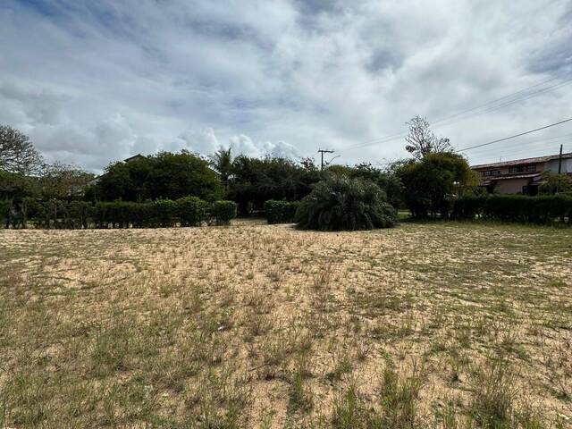 Área para Venda em Rio das Ostras - 3