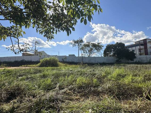 Área para Venda em Rio das Ostras - 3