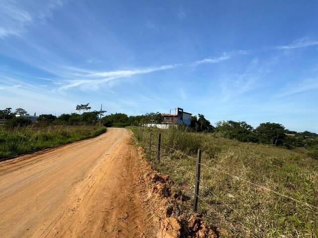 Área para Venda em Rio das Ostras - 3