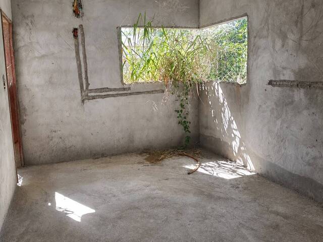 Casa para Venda em Rio das Ostras - 5